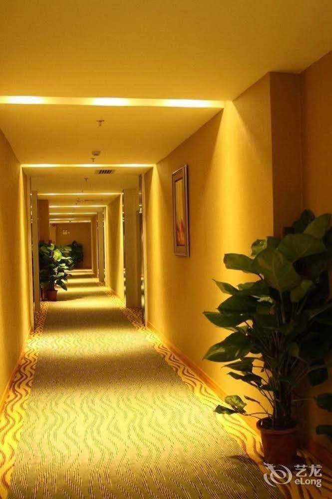 Jinyan Hotell Guangzhou Exteriör bild